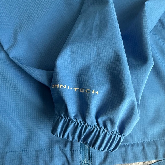 Columbia PFG Lightweight Hooded Jacket - Picture 3 of 12